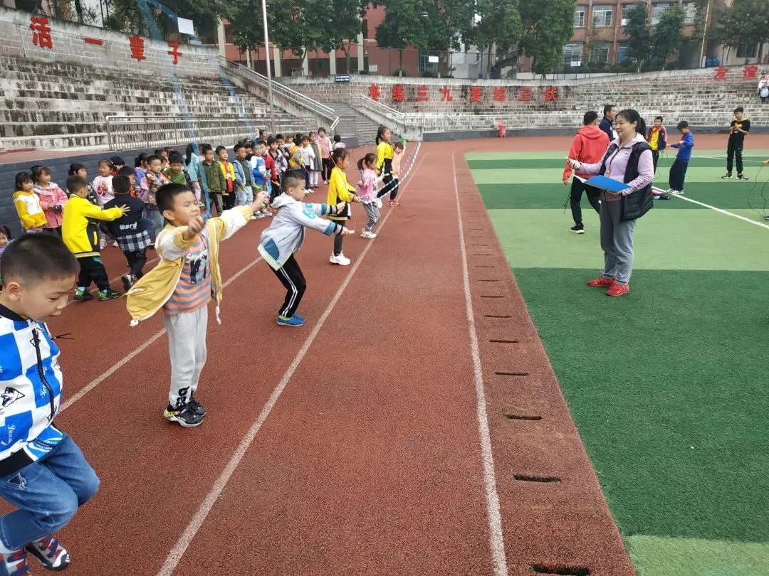 如何通过模拟比赛环境提高篮板实战能力?_2